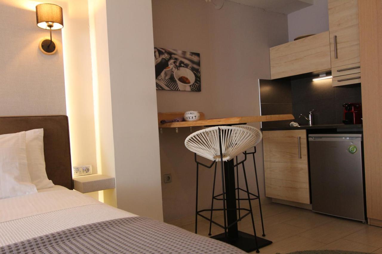 Aiolos Apartments Ermou 64 2Nd Floor Suites Athènes Extérieur photo